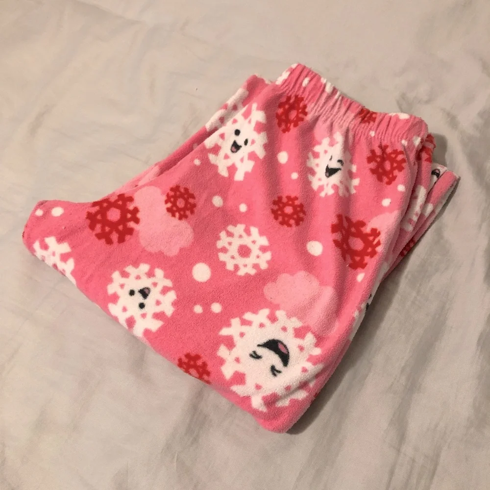 Girl’s Snowflake Pajama Bottoms